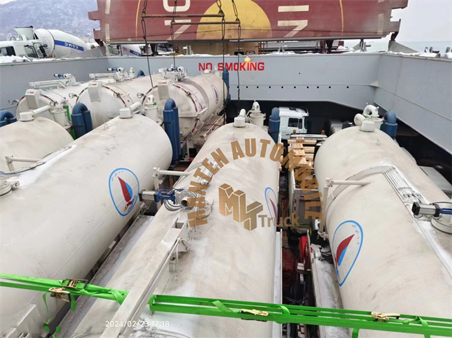 Record the Delivery of 30sets of Sewage Suction Semi Trailer Export to Namibia Record the Delivery of 30sets of Sewage Suction Semi Trailer Export to Namibia